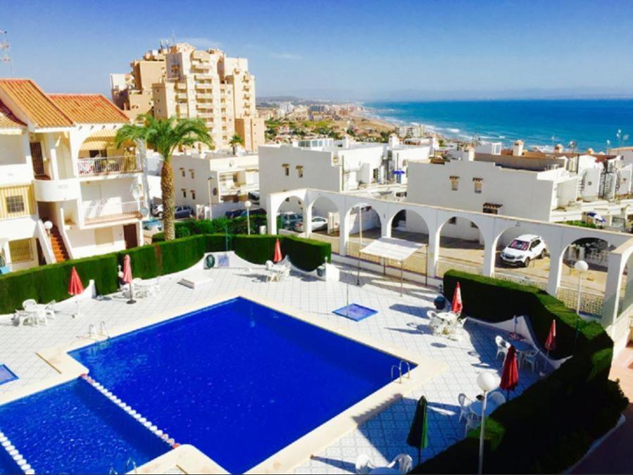Apartment With Pool & Balcony Less Than 10Min Walk To La Mata Beach! Торевиеха Екстериор снимка