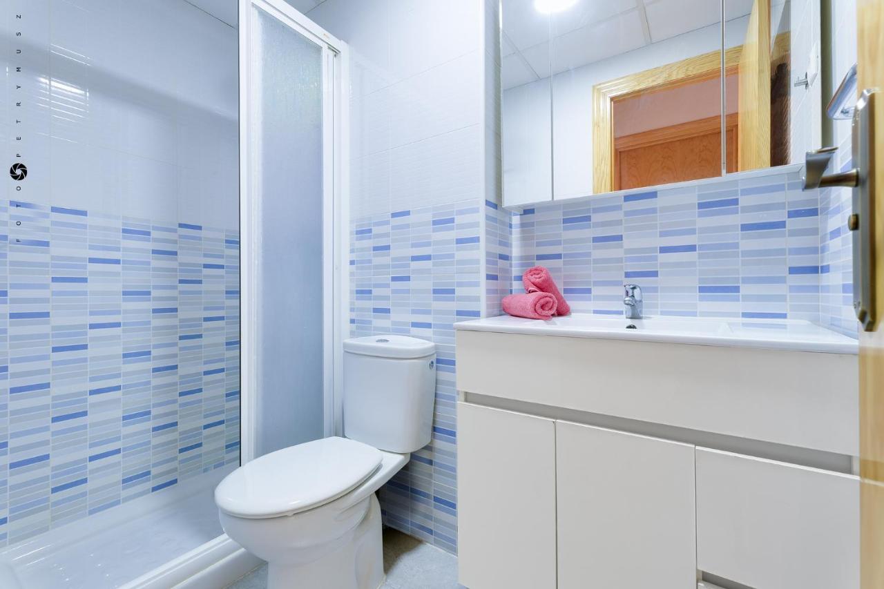 Apartment With Pool & Balcony Less Than 10Min Walk To La Mata Beach! Торевиеха Екстериор снимка
